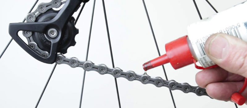 El lubricante adecuado para la cadena de la bicicleta