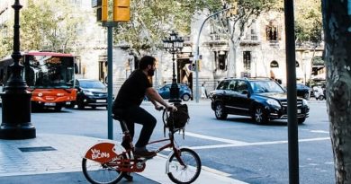 Intermodalidad en Barcelona, combina bicicleta y transporte público