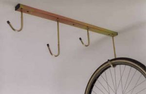 Cómo guardar tu bicicleta en un apartamento pequeño sin garaje ni patio